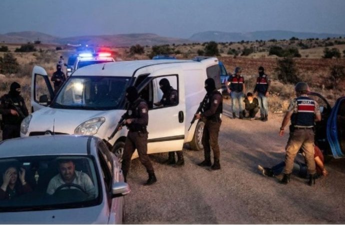 İki uzman çavuş polis kılığında kilolarca altın çaldı