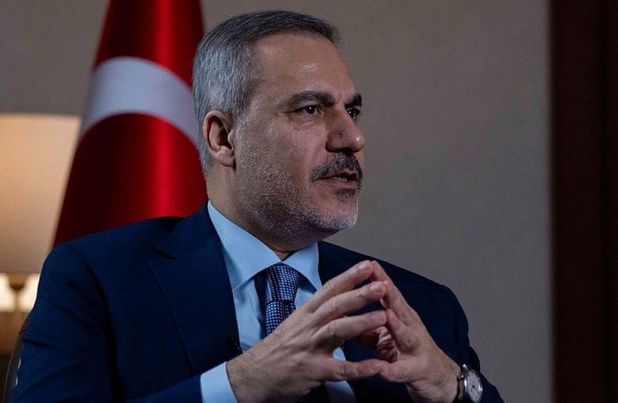 Fidan FT’ye konuştu: ‘ABD bu konuda ısrar ederse İran’da savaş çıkar’