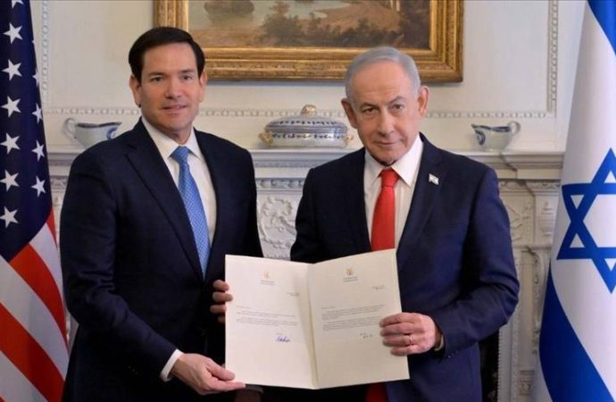 Netanyahu Gazze Barış Kurulu üyeliği için imza attı