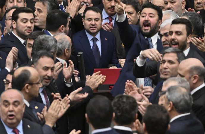 Akın Gürlek ilk HSK toplantısını yaptı: Liyakati sürdüreceğiz