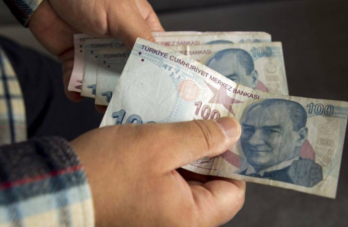 AYM en düşük emekli aylığı düzenlemesini esastan görüşecek