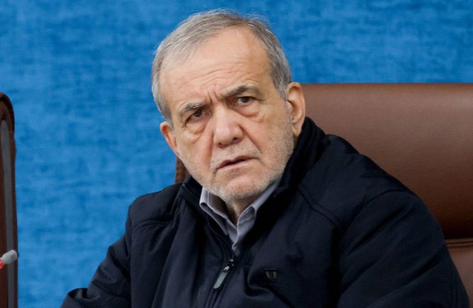 O da devalüasyondan şikayetçi: “Cumhurbaşkanı olarak maaşım 1000 dolara düştü”