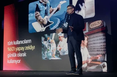 Yandex AI Türkiye’de zirveye yerleşti: İki günde App Store’un bir numarası oldu