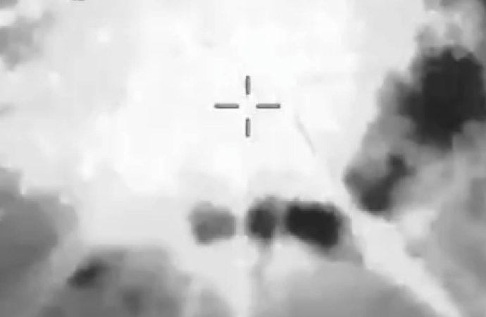 ABD Karayipler’de bir tekne daha vurdu