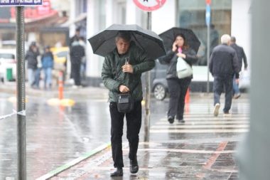 Kar ve sağanak yağış: Sekiz ile sarı kodlu uyarı