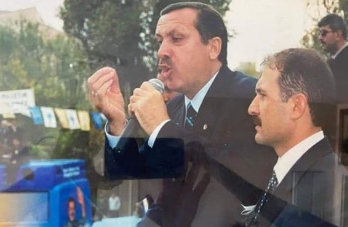 Akın Gürlek’in yardımcısından imalı paylaşım