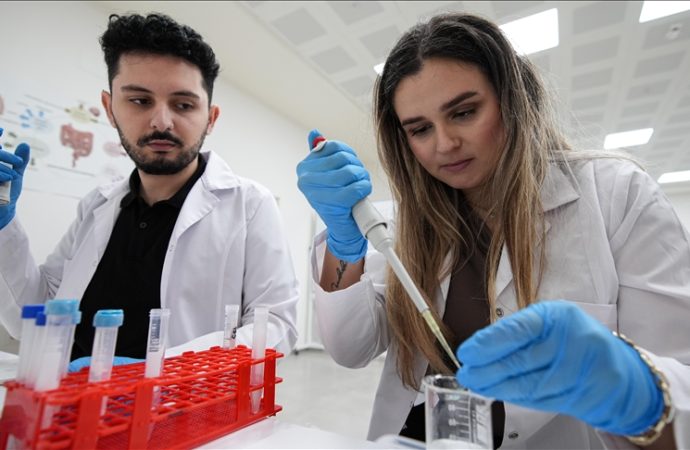 Beyin tümörünü dakikalar içinde tespit eden biyosensör geliştirdi