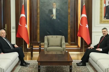 Mehmet Ağar, yeni İçişleri Bakanı Mustafa Çiftçi’yi ziyaret etti