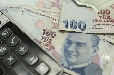 Bakan Uraloğlu: PTT emeklilere 14 bin lira geri ödemesiz nakit desteği sağlıyor