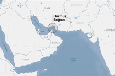 İran Hürmüz Boğazı’nda askeri tatbikat başlattı