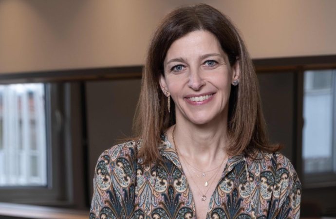 SEV okullarının başına Didem Duru geçti