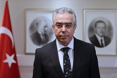 Mehmet Uçum ‘Umut hakkından korkmayın’ yazısı yazdı