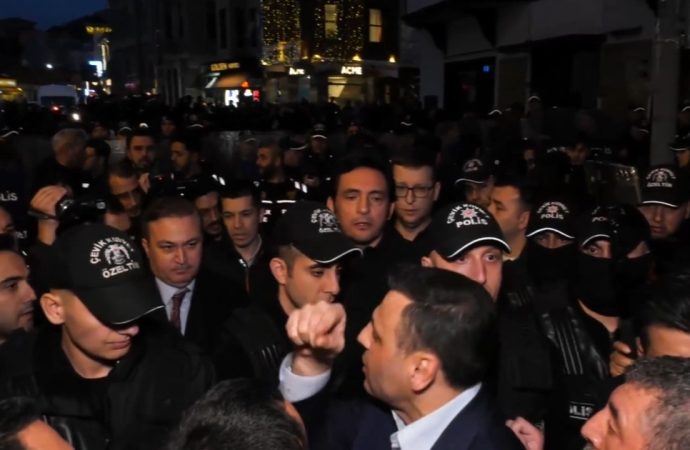Polis CHP’yi köprü satışına karşı yürütmedi