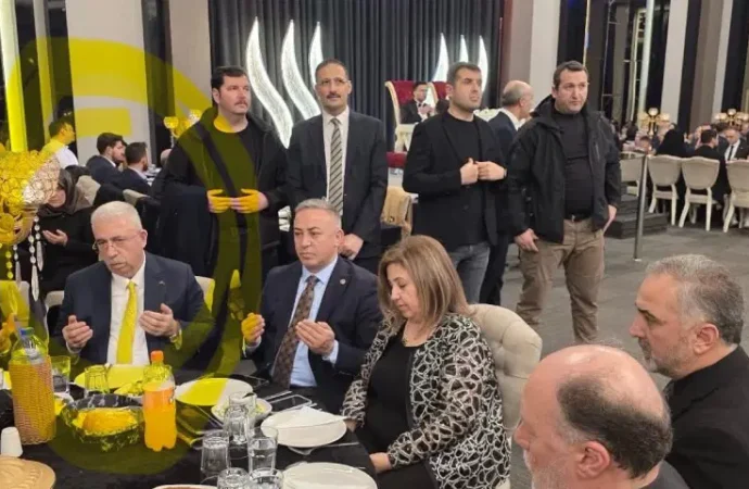 Hakkında ‘Kara para aklama’ soruşturması yürütülen Ahlatcı, Bakan Çiftçi ile aynı düğünde görüntülendi