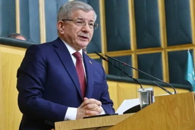 Davutoğlu: ‘Hakkımda hayır şahitlik etmeyen kimse cenaze törenime gelmesin’