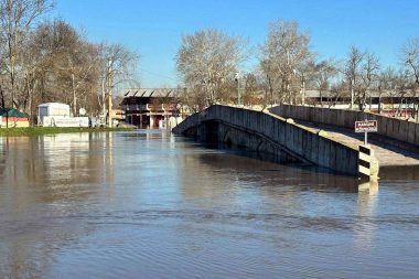 ‘Kırmızı alarm’: ‘Er Meydanı’nı su bastı