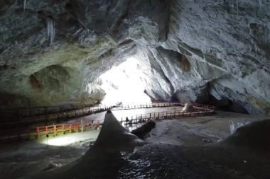 Beş bin yıllık buzdan çıktı: Modern tıbbı kurtaracak süper bakteri