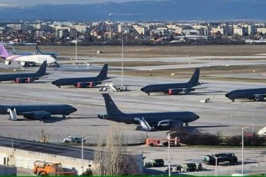 Gözler yarın akşama dikildi: Amerikan savaş uçakları Sofya Havalimanı’nı kapattı