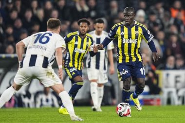 Fenerbahçe fırsat tepti