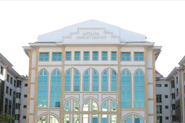 Yasa dışı bahis soruşturması: 72 kişi hakkında gözaltı kararı