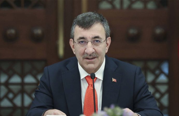 Cevdet Yılmaz: Reel sektörümüzün yaşadığı sıkıntıların farkındayız