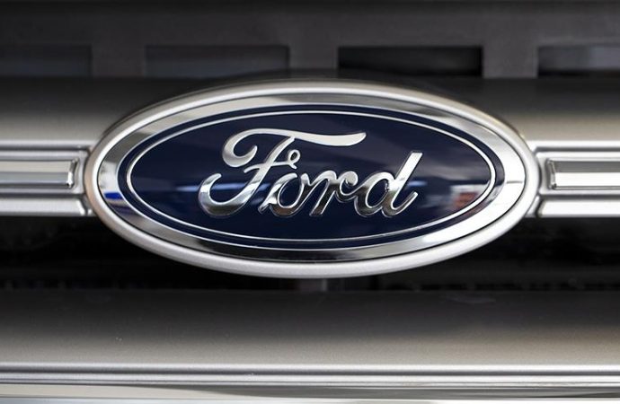 Şimdi de Ford: Süspansiyon arızası nedeniyle 400 bini aşkın araç geri çağrılıyor