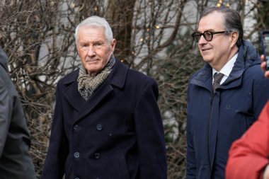 Epstein dosyasına adı karışan eski başbakan kendi canını almaya kalktı