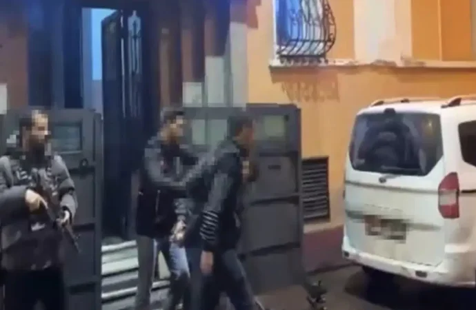 Yapay zekanın hilesini ‘doğal zekalı’ polis çözdü