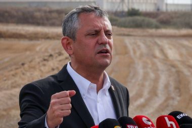 Özgür Özel, Ekrem İmamoğlu’nu ziyaret etti