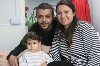 Baba kalp nakliyle iyileşti, sıra kalp bekleyen 21 aylık kızında