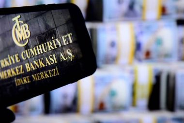 Merkez Bankası rezervleri 5,7 milyar dolar geriledi