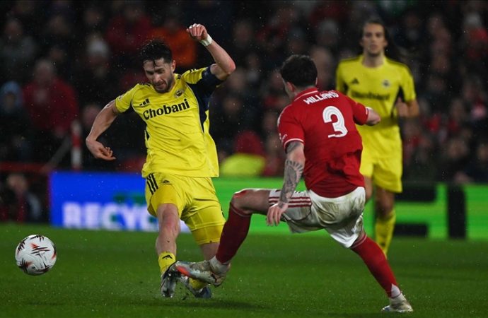 Fenerbahçe’ye 2-1 galibiyet yetmedi