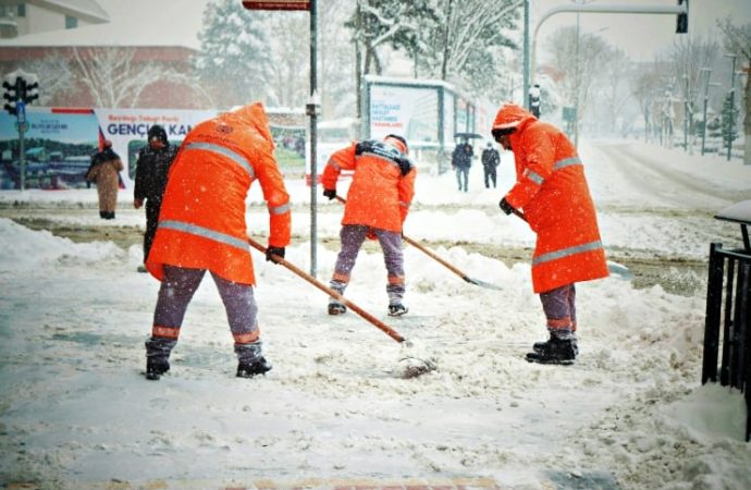 Kar ve sağanak yağış: 15 ile sarı kodlu uyarı