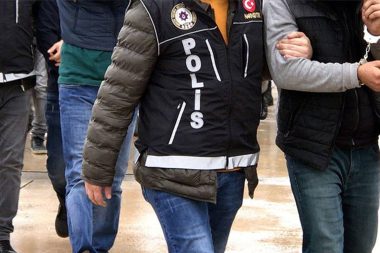 Ölüm tüccarlarına operasyon: 284 kilogram metamfetamin ele geçirildi