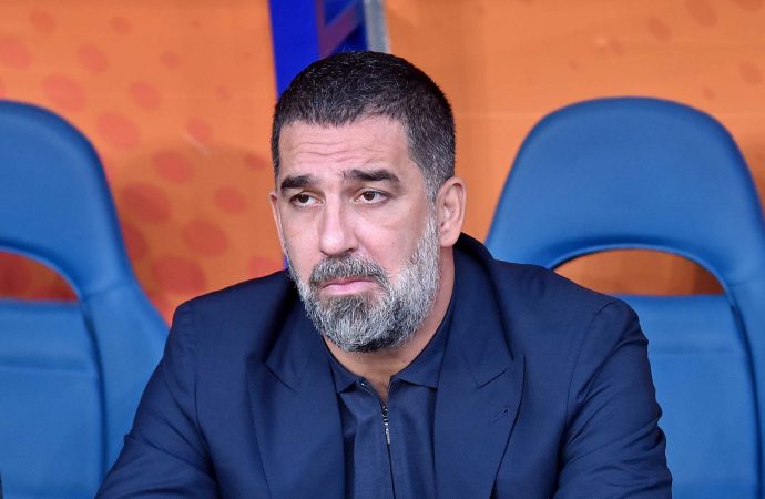 Arda Turan maçı Türkiye’de oynamak istedi, Göztepe’den yanıt geldi