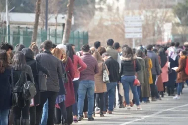 İnsan eliyle yaratılmış bir afetin içinde yaşayıp bunu hiç konuşmamak