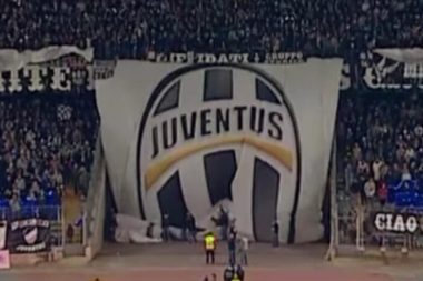 İlk taşı eskisi gibi olan atsın!