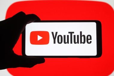 Tarihi davada tarihi savunma: YouTube “Biz sosyal medya değiliz” diyor