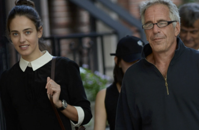 The Wall Street Journal yazdı: Epstein’in yetişkin seks köleleri