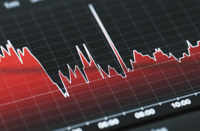 Büyük şüphe: Trump’ın ‘İran’la görüşüyoruz’ demesinden 15 dakika önce birileri 580 milyon dolarlık petrol kontratı sattı