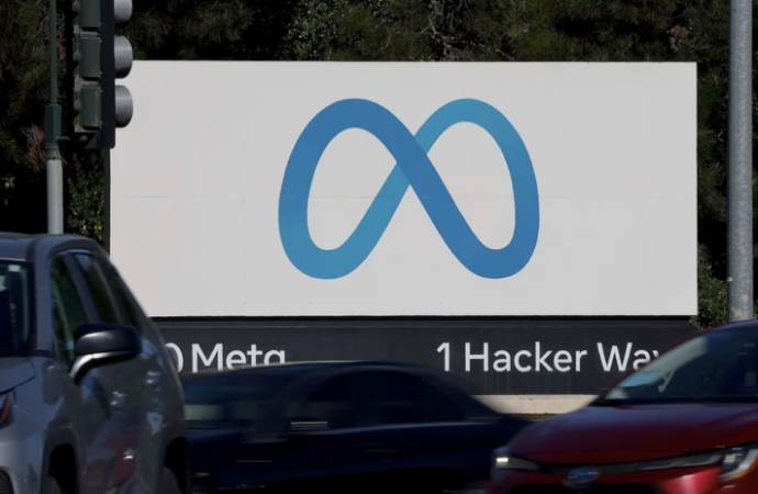 Facebook, aleyhinde yürüyen tarihi davada çocuklara zarar vermekten mahkum oldu