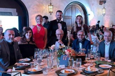 Önceki gece siz Oscar törenini izlerken salonda kedi ve bale lobisi konuşuluyordu