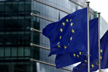 Dün akşam Brüksel’e giden Türk gazeteci listesi bana ne anlatıyor?