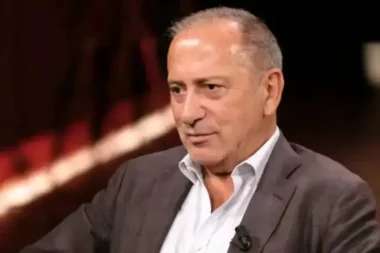 Fatih Altaylı ameliyatını yazdı: Kafamda dört küçük delik…