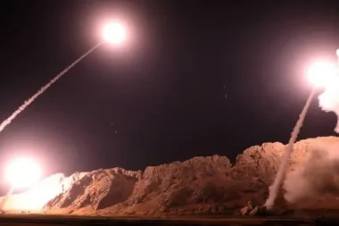 Kimin füzesi önce bitecek?