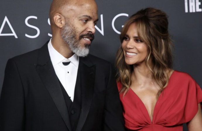 Yaş 60 Kadınlar Azmış