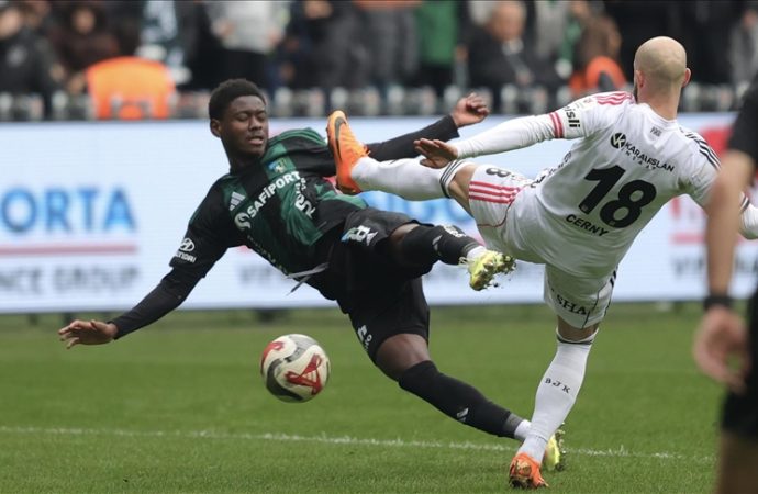 Beşiktaş, ligde yenilmezlik serisini 13 maça çıkardı