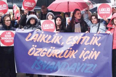 Laiklik bildirisine soruşturma: İfadeye çağırıldılar