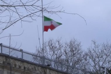 İran’da 40 günlük yas: Biz de onların kalbini yakacağız