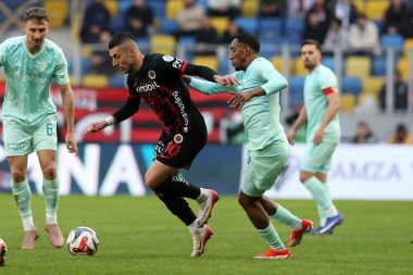 Kayserispor VAR’a takıldı, Ankara’da kazanan çıkmadı